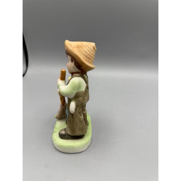 Vintage Bisque Boy Figurine with Bird & Broom Homco Style Japan 4.5” - Picture 4 of 6